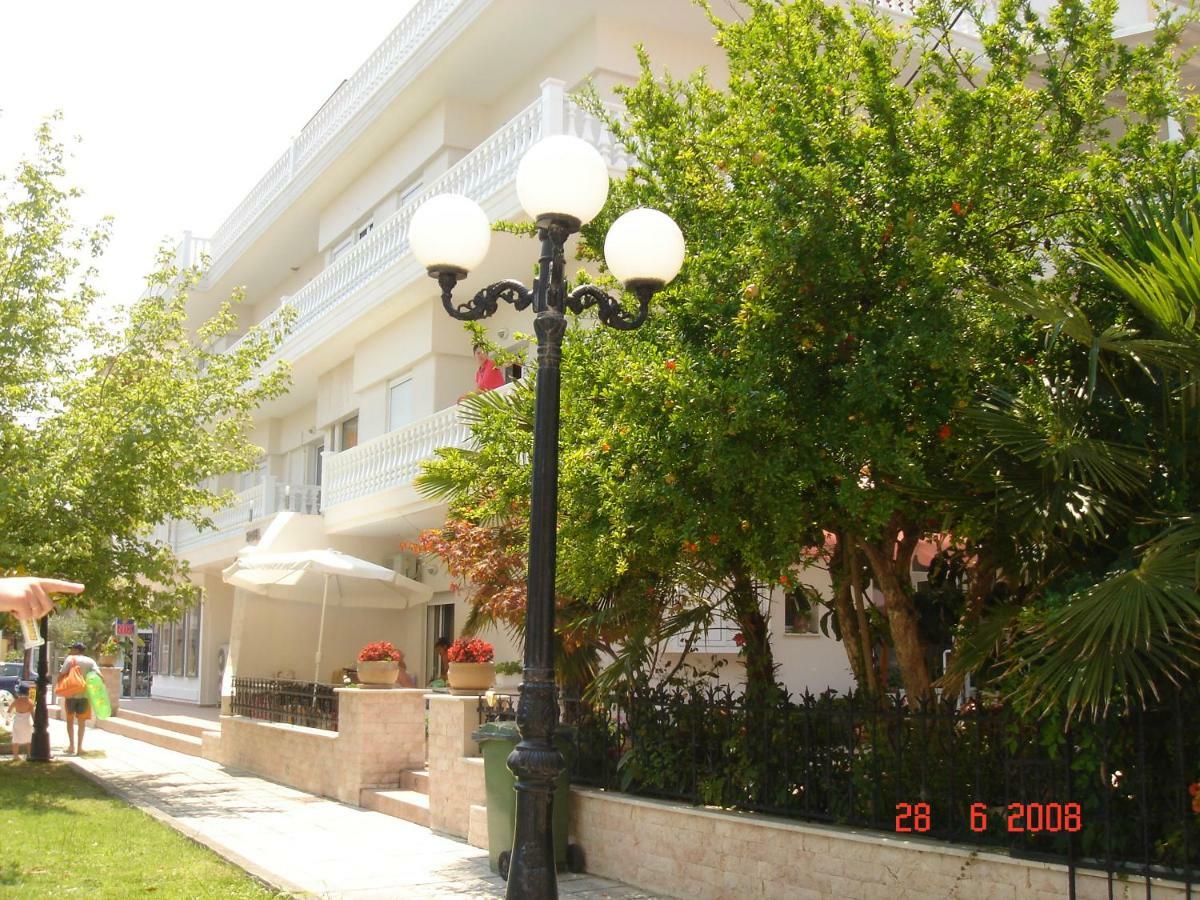 Achillion Aparthotel Paralia Katerinis Exterior photo